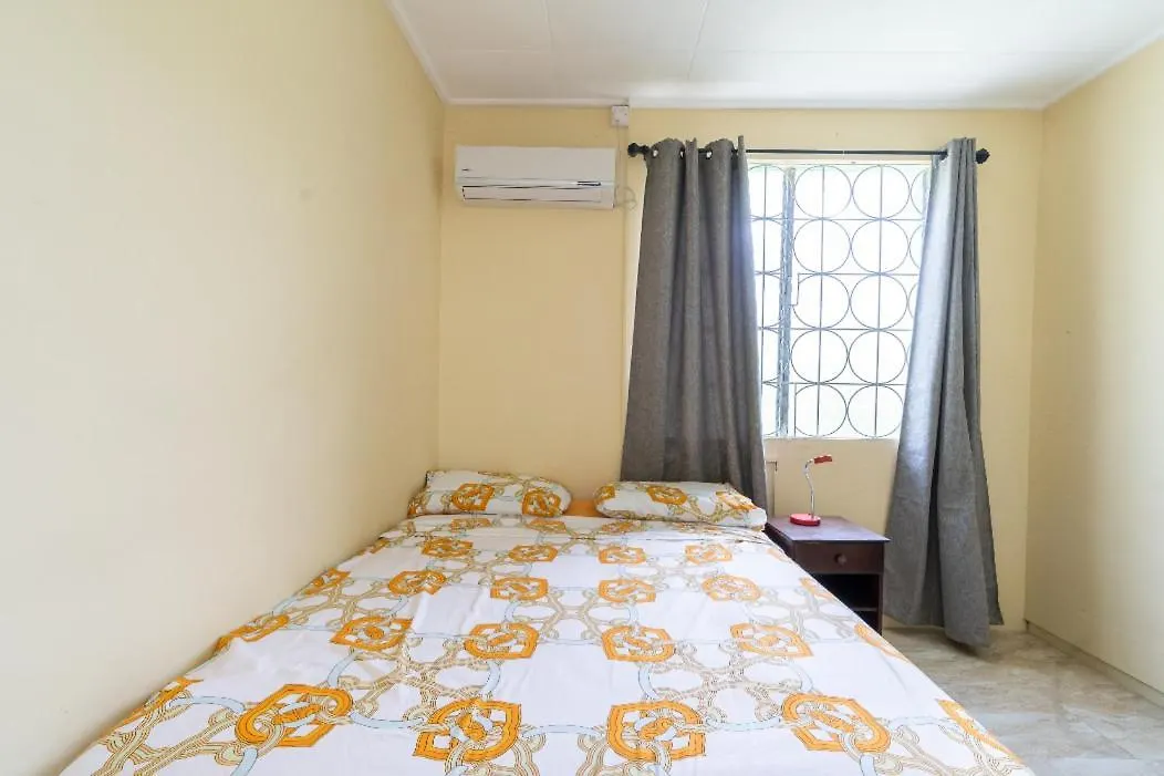 Glendale Apartment #1 Крайст-Черч